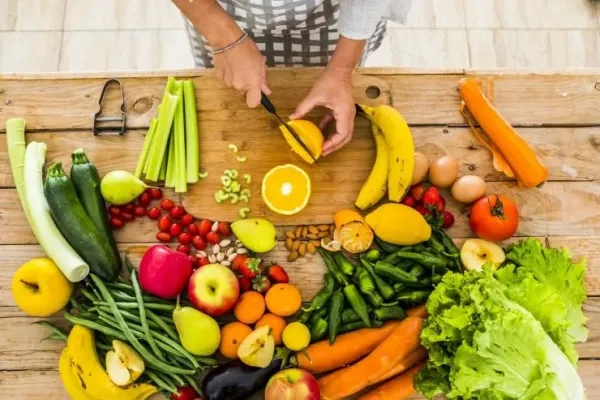 Adăugați un fruct sau o legumă de fiecare dată când mâncați
